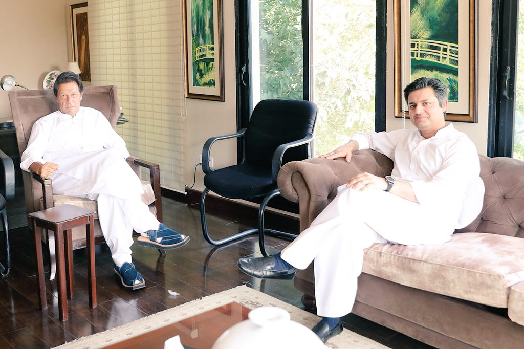 Dc1y2GWXcAE7L6B.jpg:large