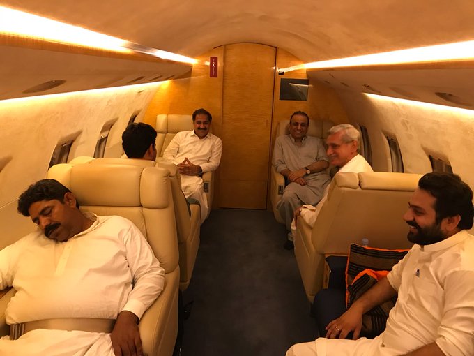 DjJkyRaWwAE0vmc.jpg:small