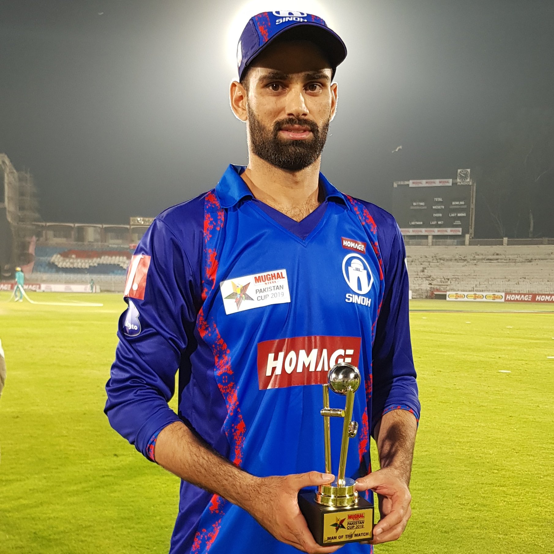 D3fErYOWkAAJEuY.jpg:large