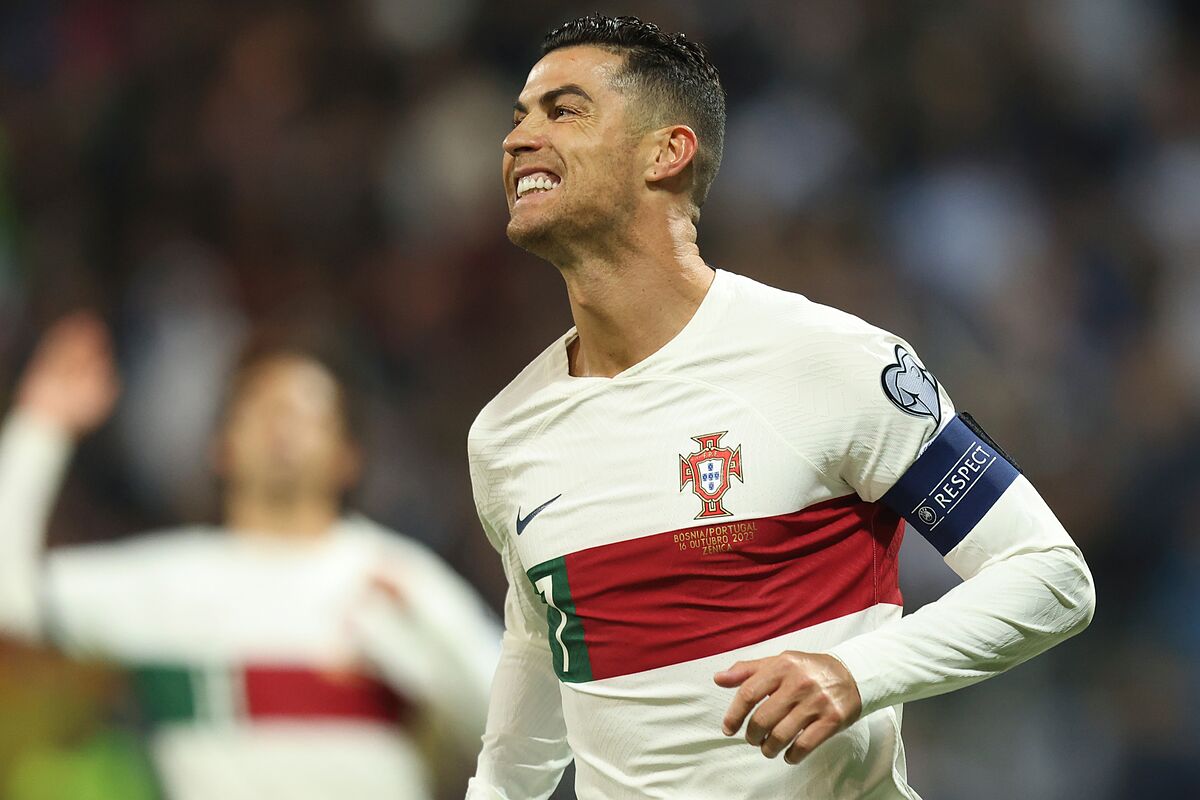 Portugal ratings vs Slovakia: You can always rely on Cristiano Ronaldo!  Superstar's double seals Euro 2024 qualification