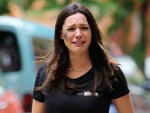 kelly-brook-cry-film-set.jpg