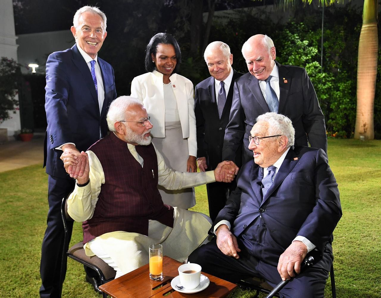 Modi-5.jpg