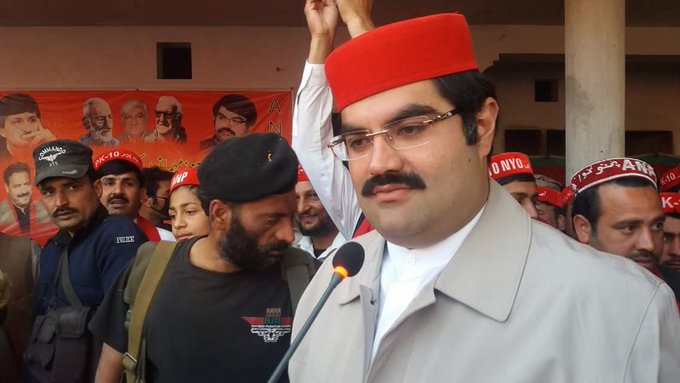 C4UzBjpWIAAhOIb.jpg:small