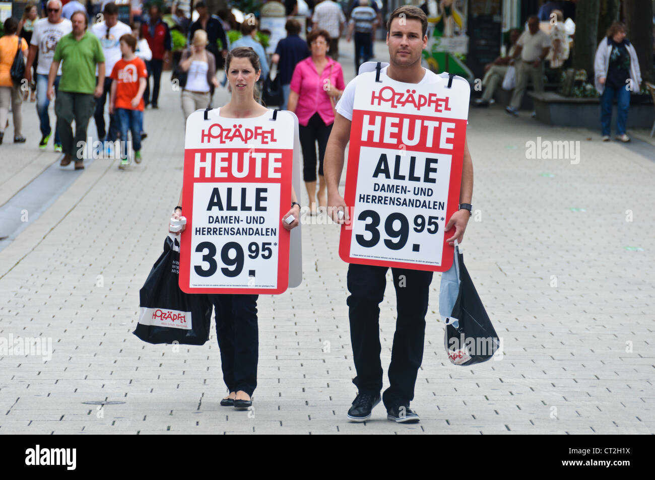 heilbronn-germany-pedestrian-zone-caucasian-young-woman-young-man-CT2H1X.jpg